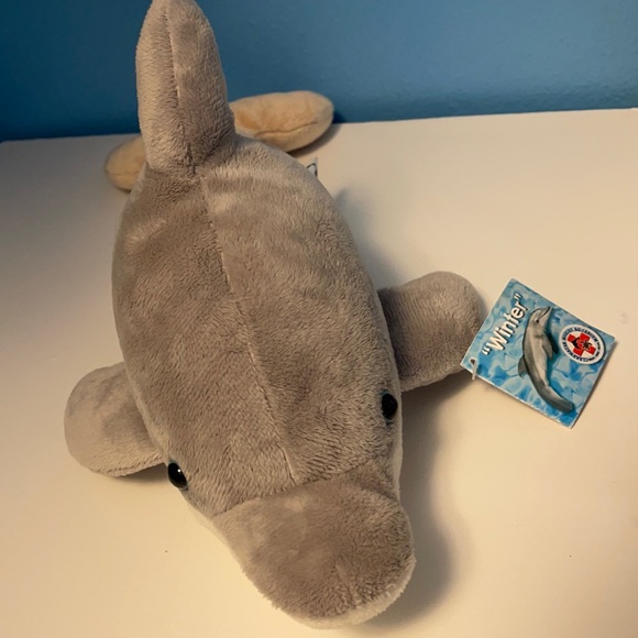 Winter dolphin plush - Picture 1 of 4